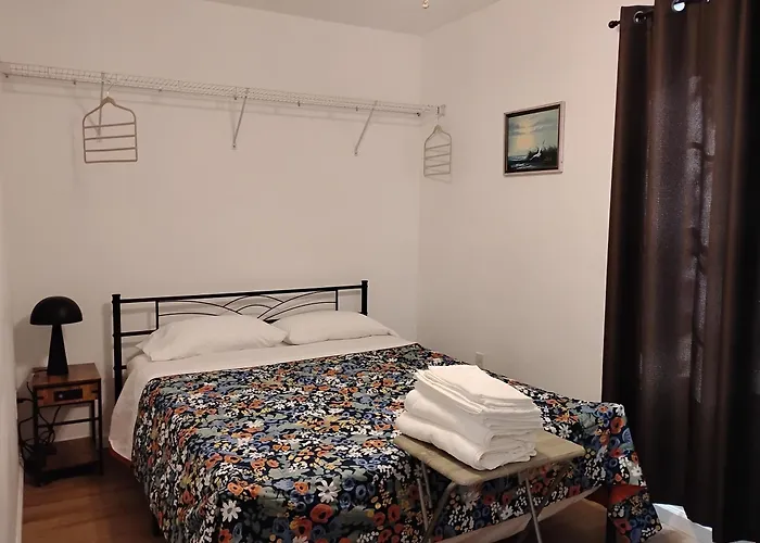 One Unit Of A Fully Renovated Duplex Near Fsu Apartment *